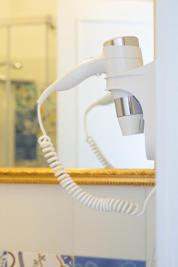 نابولي Effe Suites المظهر الخارجي الصورة