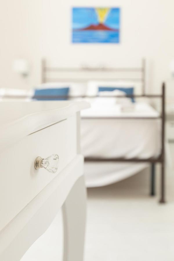 نابولي Effe Suites المظهر الخارجي الصورة