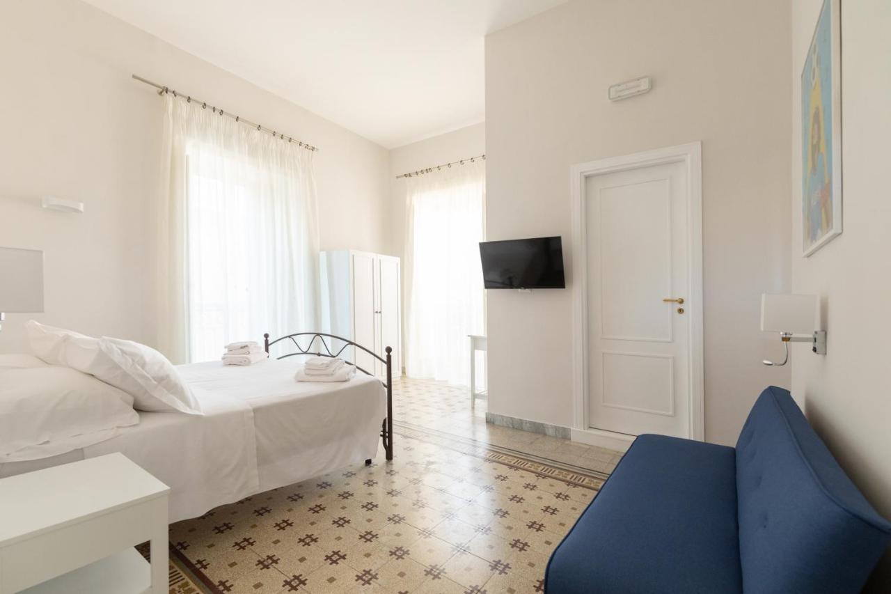 نابولي Effe Suites المظهر الخارجي الصورة