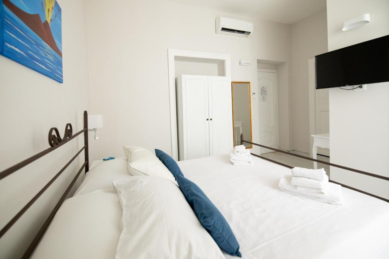 نابولي Effe Suites المظهر الخارجي الصورة