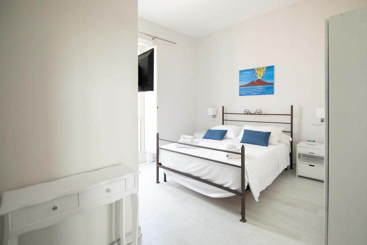 نابولي Effe Suites المظهر الخارجي الصورة