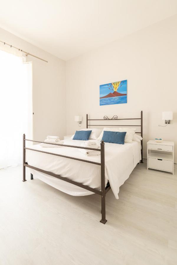 نابولي Effe Suites المظهر الخارجي الصورة