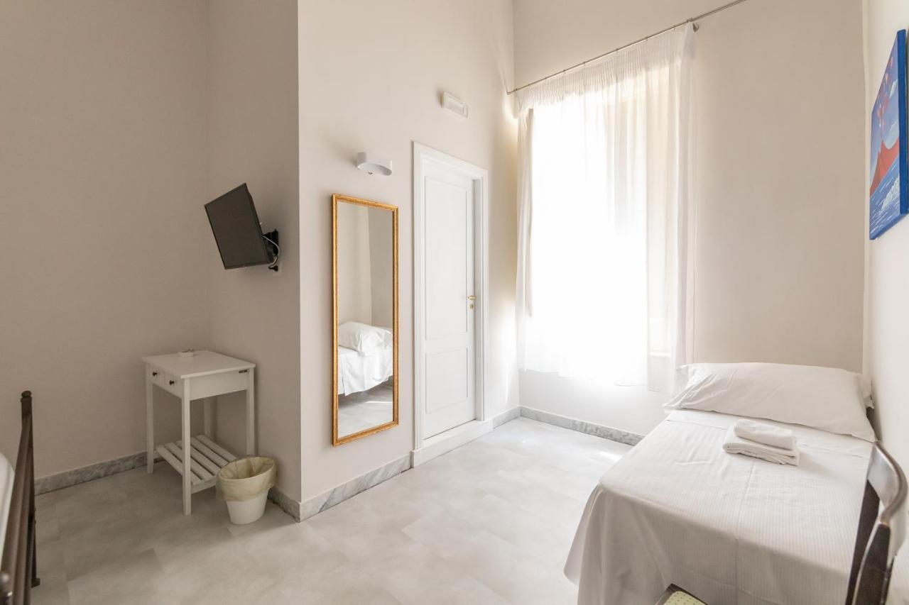 نابولي Effe Suites المظهر الخارجي الصورة
