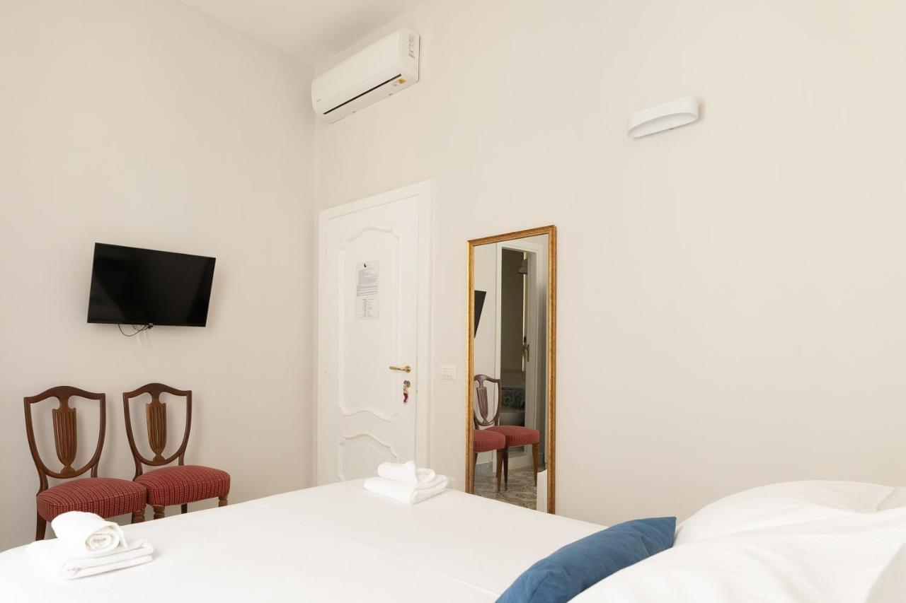 نابولي Effe Suites المظهر الخارجي الصورة